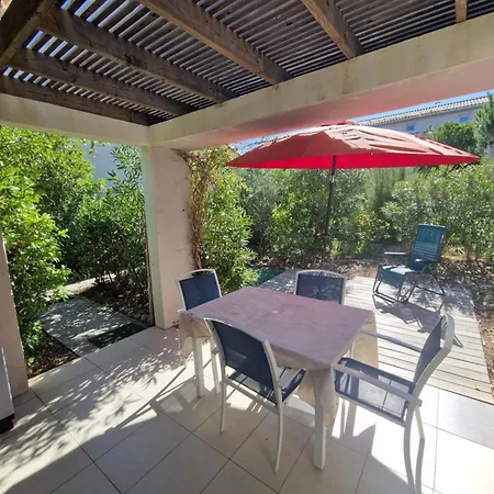 Casa vacanze Charmante 4 Personnes 600 M De La *