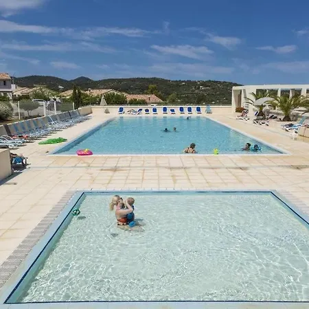 Casa vacanze Charmante 4 Personnes 600 M De La *